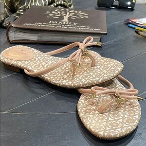 Kate Spade Cream Textured Bow Sandals